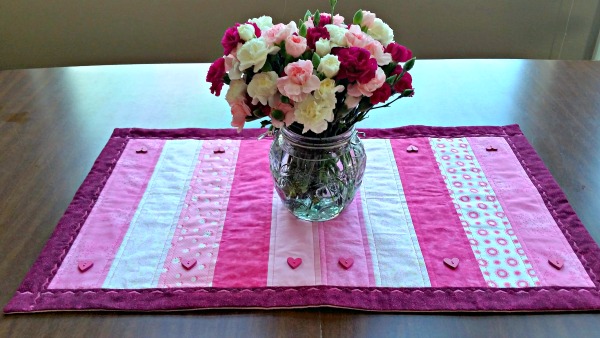 Quilting Bee—Table Runner—Week 1