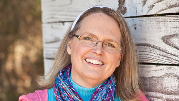 Amish Christmas Miracles Author: Tracy Fredrychowski